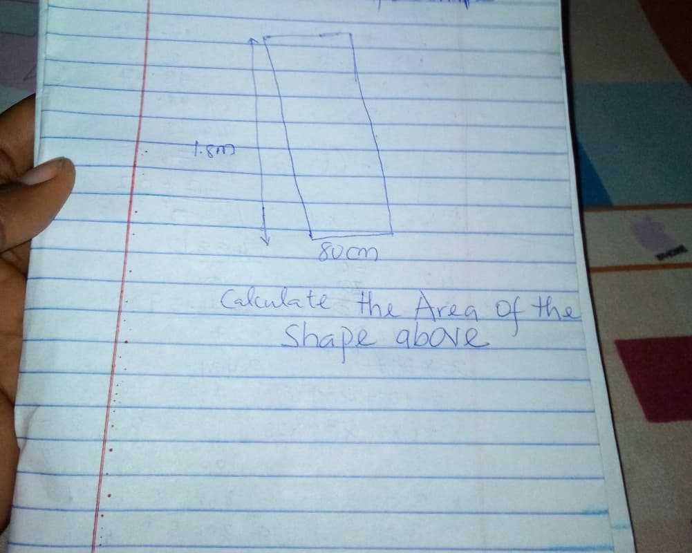 8ucm
Calkulate the Area
o
the
Shape above.
