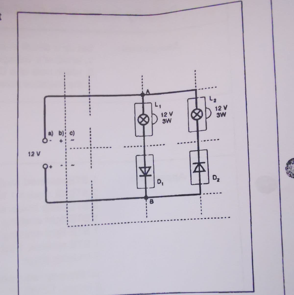 12 V
3W
12 V
3W
12 V
本
0,
Dz
