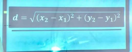 d = (x2 – x1)² + (y2 – Y1)²
|
|
